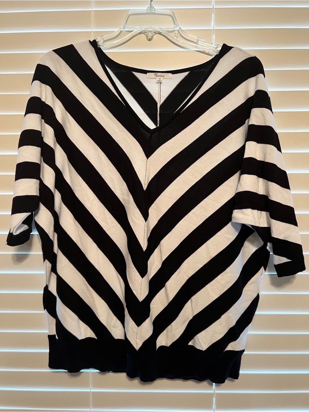 89th & Madison Black and White Striped V-Neck Tunic